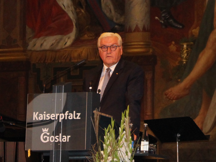 Bundespräsident Frank-Walter Steinmeier bei einem vergangenen Besuch in der Kaiserpfalz. (Archivbild)