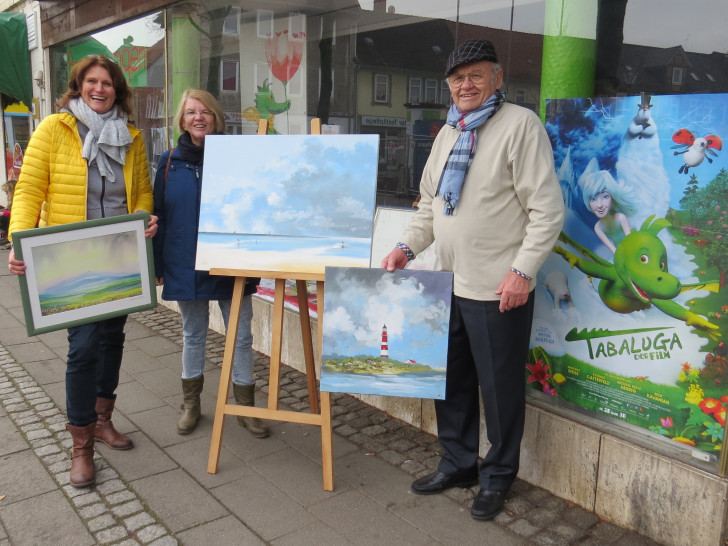 Von links: Blanka Tendler, Gudrun Kramer-Grodd und der Maler Joschi Heil.
