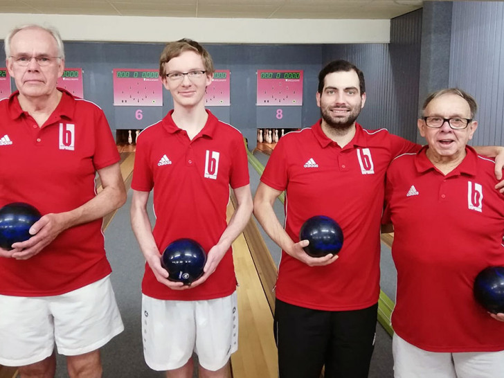 Das siegreiche KSG II-Team: v.l.n.r.:  Klaus Dankemeyer, Alexander Dammeier, Stefan Rust und Klaus Reuß