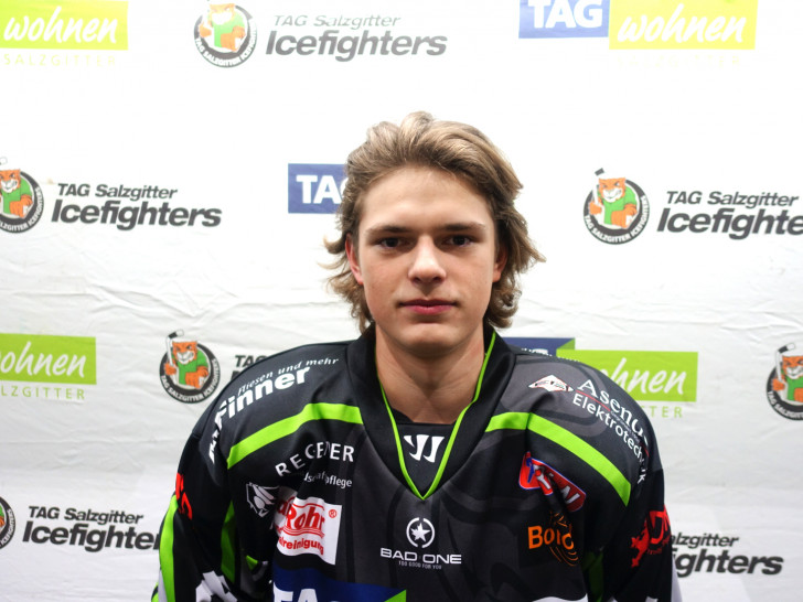 Harijs Bersevics kommt aus der Jugend in die erste Mannschaft.