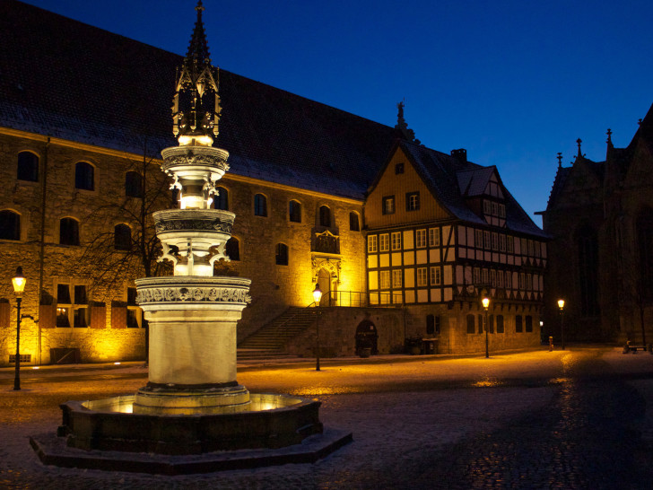 Braunschweig in der Dunkelheit - vor Halloween.