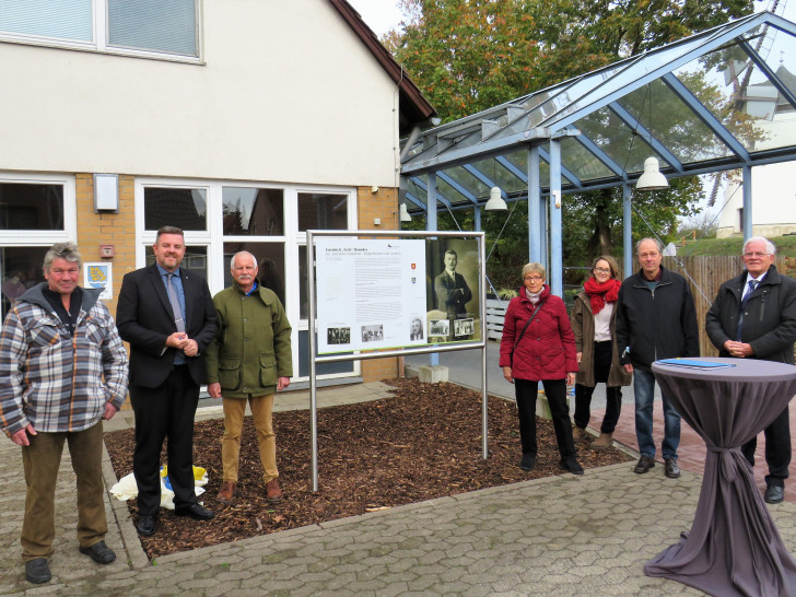 Zu Ehren von Friedrich „Fritz“ Brandes Gedenktafel in Wendhausen