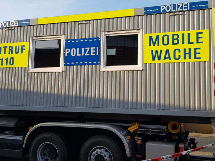 Die Polizei in Meinersen musste in eine mobile Wache umziehen.