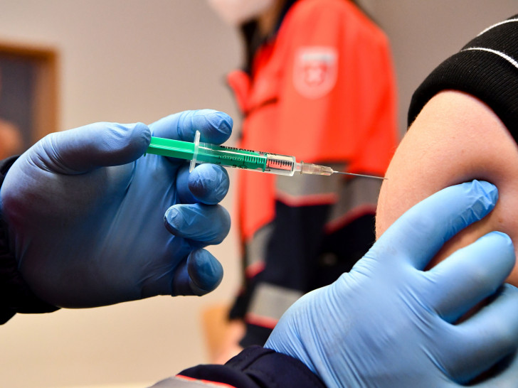Mit Können und Kompetenz beteiligen sich die Malteser deutschlandweit an Impfzentren.