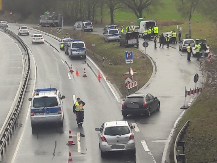 Die Großkontrolle führte zu Verzögerungen im Feierabendverkehr.