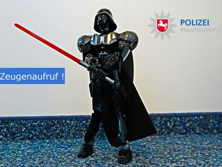 Mit diesem Foto von Darth Vader fahndet die Polizei nach dem gestohlenen Laserschwert.