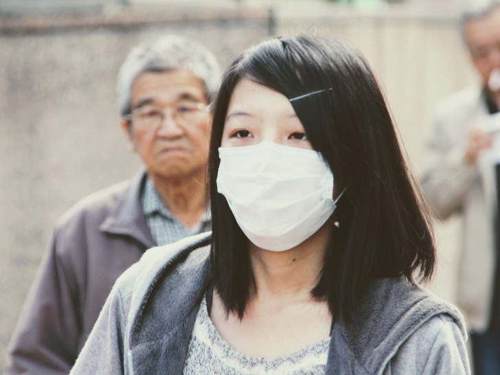 Gehören Menschen mit Atemschutzmasken auch bei uns bald zum Stadtbild?
