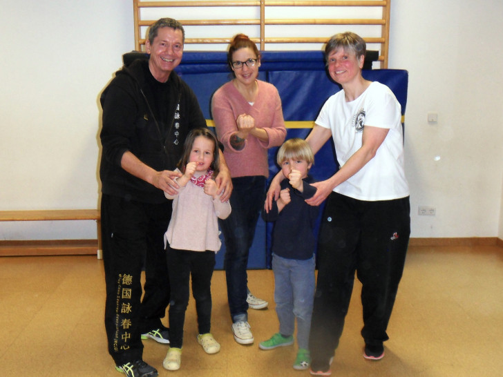 Die Kinder trafen sich zum Selbstbehauptungstraining Wing Chun Kung Fu.