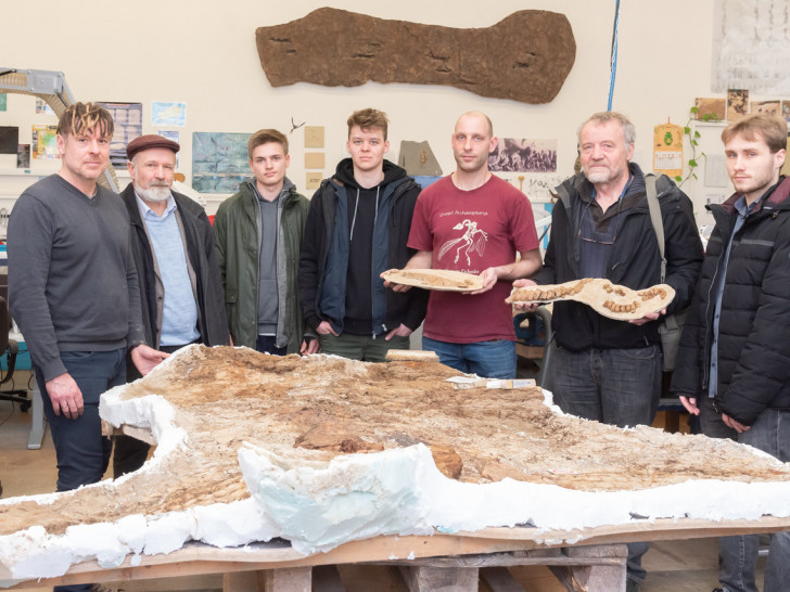 v.l. Dr. Ralf Kosma, Prof. Dr. Ulrich Joger, Leon Neugebauer, Sven Flechtner, Sebastian Radecker, Gerd Hoppe und Stefano Zoppe.