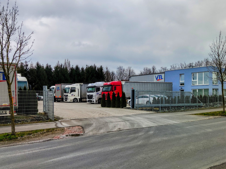 Firmengelände der Firma VTL im Gewerbegebiet Im Moorbusche in der Ortschaft Cremlingen.