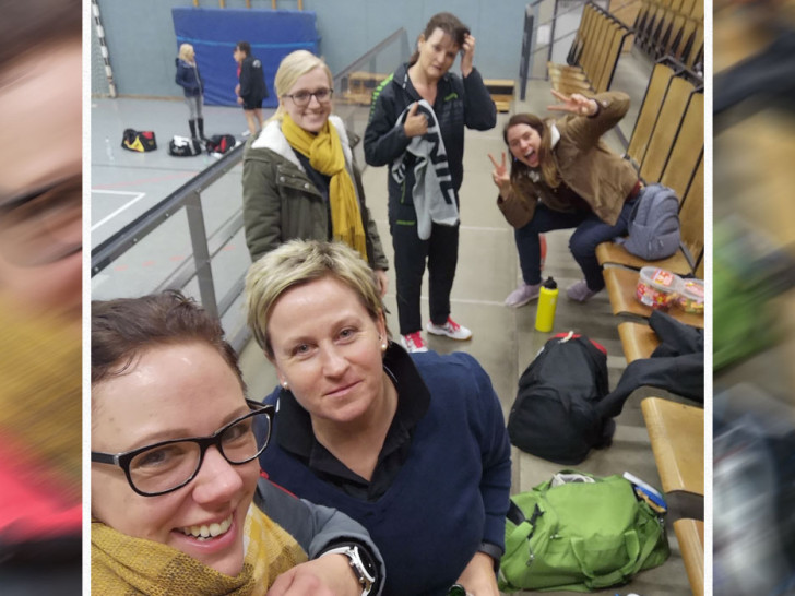 Große Freude herrschte bei (v.l.) Jana Höfig, Melanie Gudehus-Hoffmann, Lisa Kühle, Cornelia Groß und Ann-Christin Serbest nach dem Sieg in Rüningen.