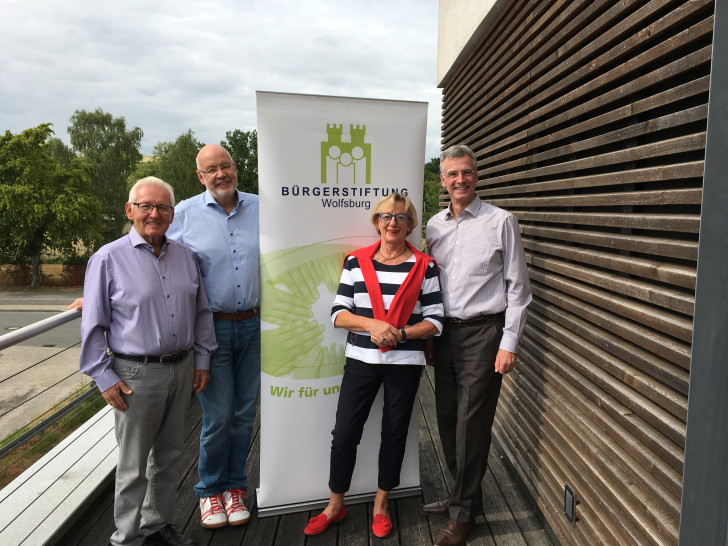 Der Vorstand der Bürgerstiftung: Dr. Udo-Willi Kögler, Christian Gerhartl, Heidemarie Steinke und Manfred Hüller (v. li.).