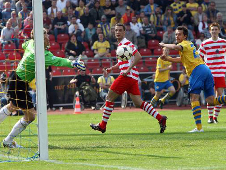 Finale Furioso: Fait-Florian Banser mit dem 5:5 in der letzten Spielminute. 