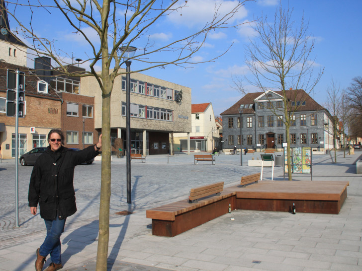 Lutz Seifert auf dem Marktplatz in Schöppenstedt.
