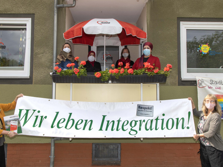 Claudia Bengelsdorf, Miriam Hilwa, Samar Abu Khaled, Izabella Meyer, Emine Yilmaz und Birgit Hynek (v. li.).
