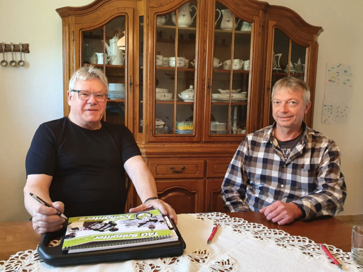 Zusammenarbeit verlängert: Friedel Schulze, 1. Vorsitzender (li.) und Dirk Asendorf (re.). 
