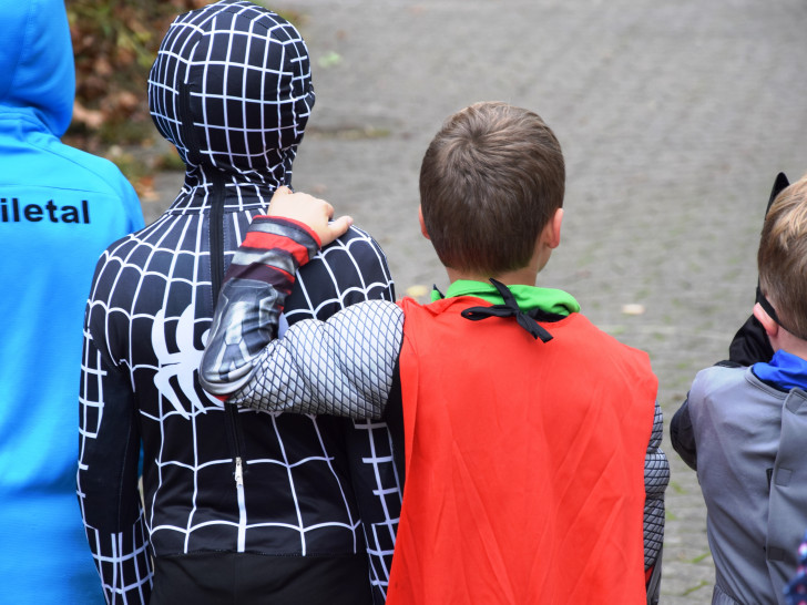 Vom 21. Juni bis 05. Juli suchen die JUMPERS wieder Helden.