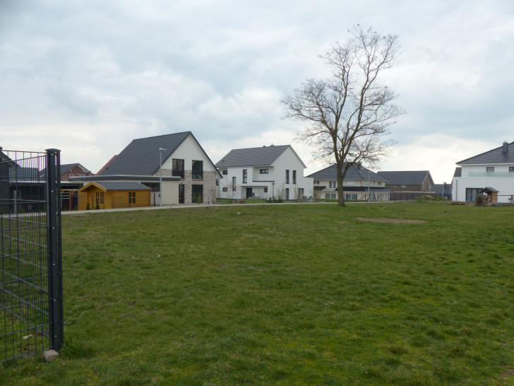 Spielplatz Hasenmorgen Brachfläche.