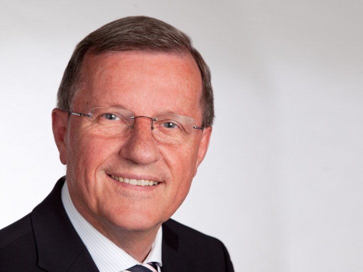 Wilhelm Schmidt bleibt stellvertretender Vorsitzender des ZDF-Fernsehrates. 