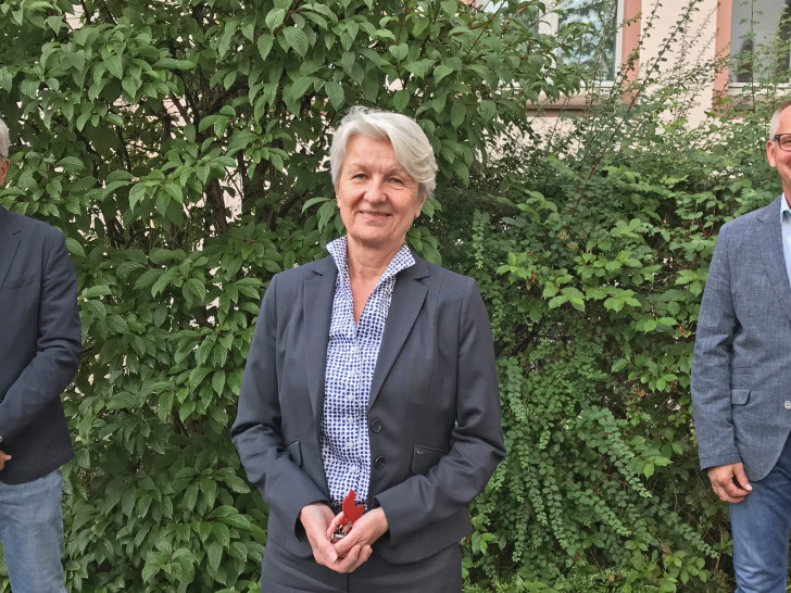 Vorstand des Stiftung Zukunftsfonds Asse von links: Dr. Rolf Mayer, Landrätin Christiana Steinbrügge, Samtgemeindebürgermeister Elm-Asse Dirk Neumann. 