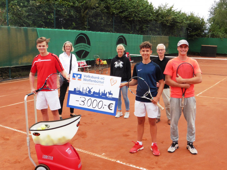 Der ESV Wolfenbüttel freue sich über die Möglichkeit, eine neue Ballmaschine anschaffen zu können. 