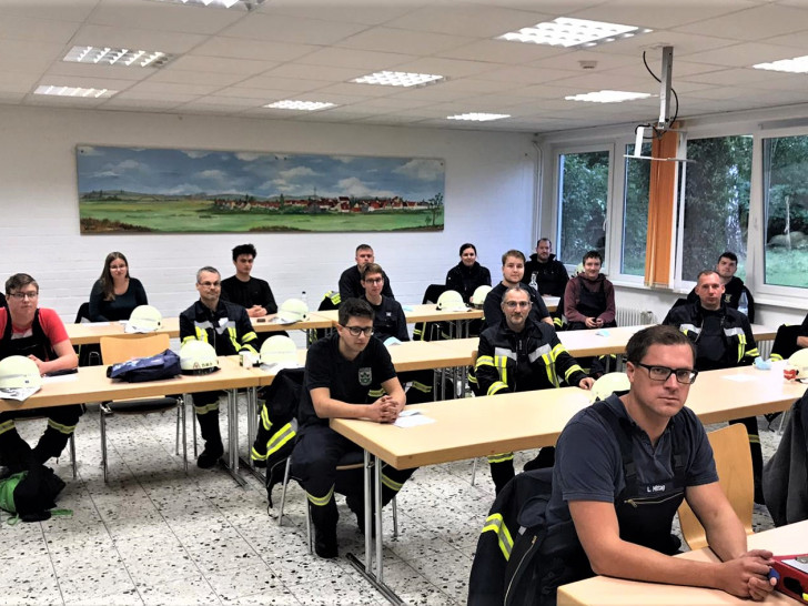 Ausbildungsteilnehmer Truppmannausbildung  in der Gemeinde Cremlingen