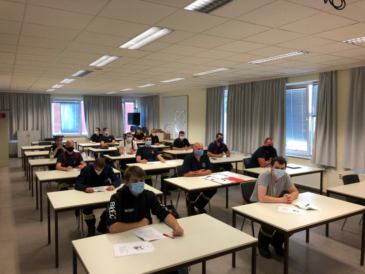 Für die Feuerwehren im Landkreis Helmstedt ging der Ausbildungsbetrieb wieder los. 