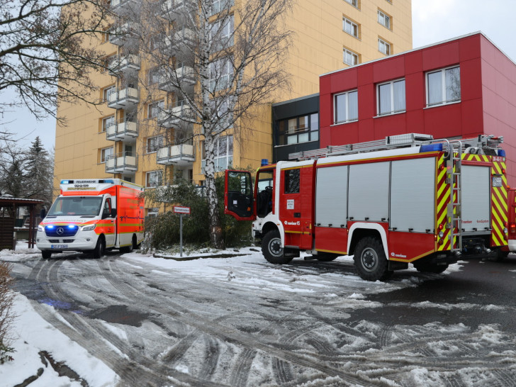 Die Feuerwehr am AWO Wohn- und Pflegeheim in Thiede. 