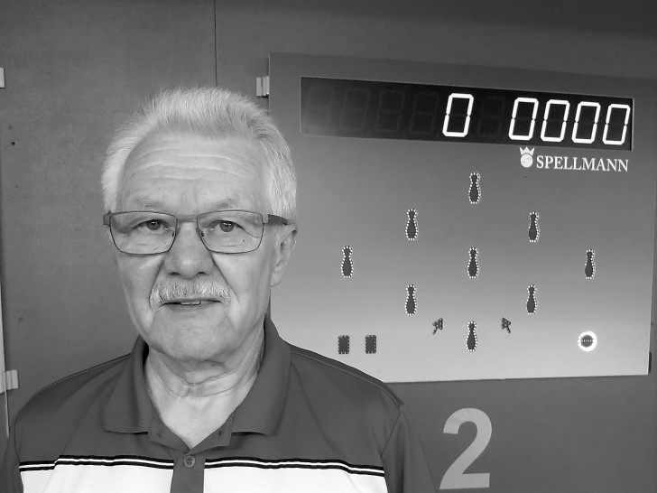 Uwe Hesse ist verstorben.