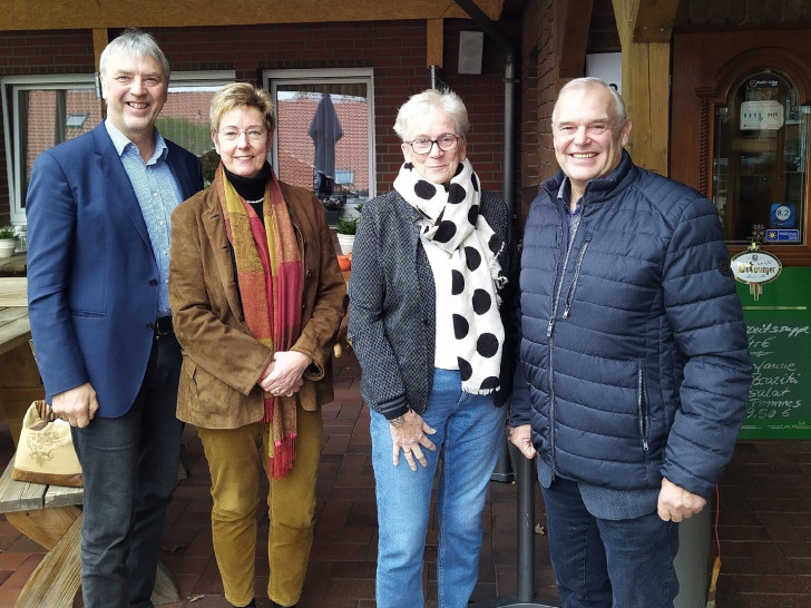 von links nach rechts: Joachim Zeidler, Petra Lührs, Ilsemarie Dralle und Werner Warnecke.