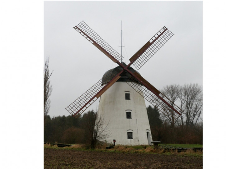 Die Mühle am Bungenstedter Turm hat wieder Flügel