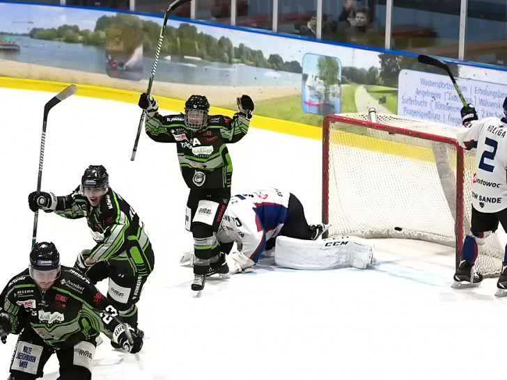 Die Icefighters waren gegen Sande gleich doppelt siegreich.