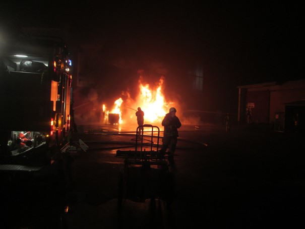In der vergangenen Nacht kam es auf einem Schöninger Fabrikgelände zu einem Feuer.