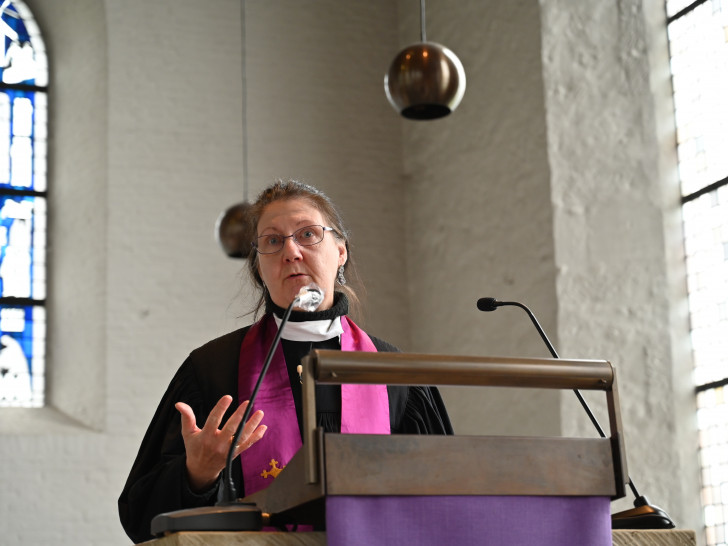 Pfarrerin Dr. Antje Labahn predigt über Hebräer 11.