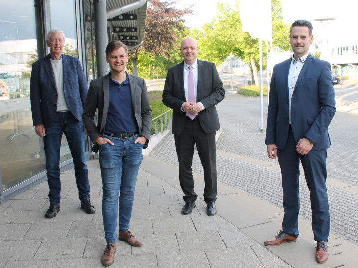 Rudolf Ordon, Vincent Schwarz, Detlef Koch und Pierre Balder (v.li.) führen die Listen der FDP bei der Stadtratswahl an.