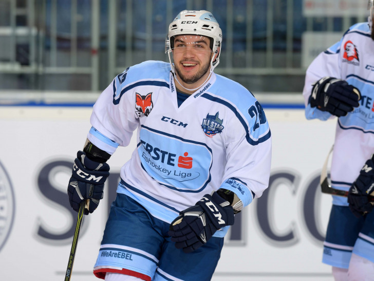Grizzlys Stürmer Chris DeSousa 