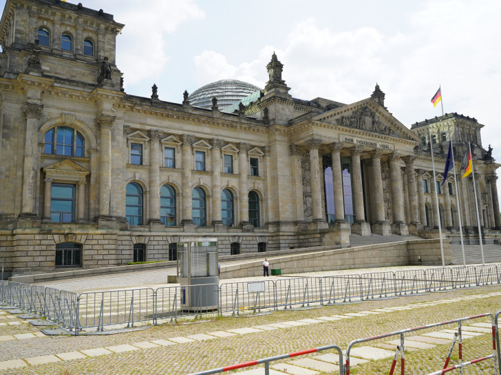 Lust auf einen Besuch des Reichstages in Berlin?