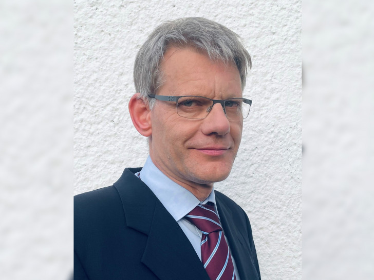 Dr. med. Ralph Thinius, 56, wird neuer Chefarzt der Klinik für Neurologie der Asklepios Klinik Schildautal Seesen.
