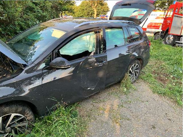 Der Unfallsschaden am VW Golf.