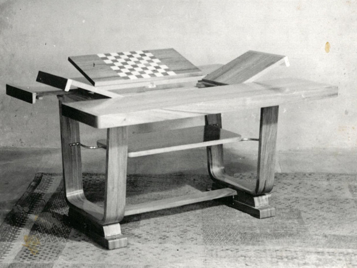 Der Verwandlungstisch wird zum Spieltisch.