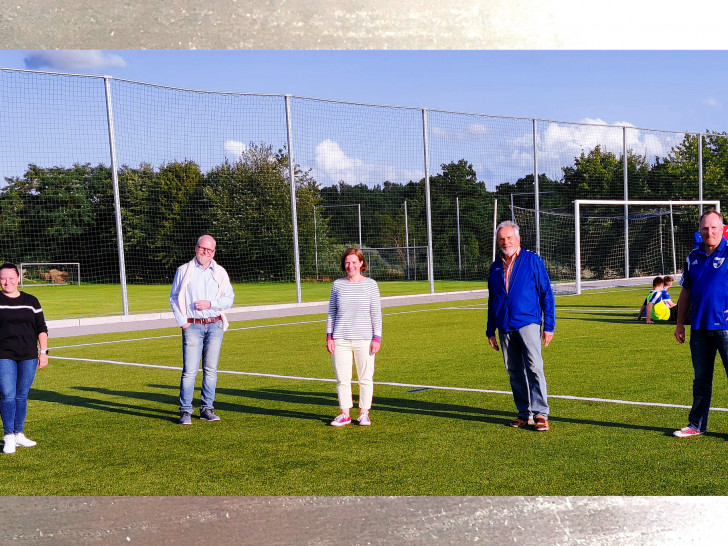 Astrid Birke, Bürgermeisterkandidat Tobias Breske, Kristin Schnettler, Vorsitzender Werner Kuhn und sein Stellvertreter Thomas Schnettler (v. li.).