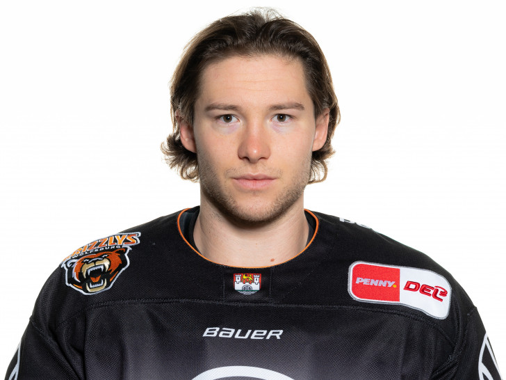  Verteidiger Janik Möser.