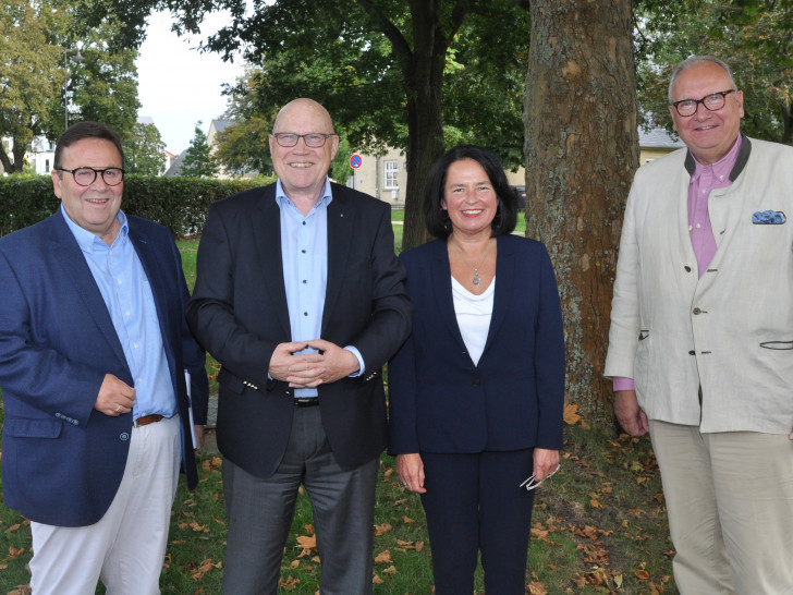 Die tiw-Vorstandsmitglieder und die Geschäftsführerin sehen ihren Verein auf einem sehr guten Weg: Winfried Pink, Wolf-Rüdiger Umbach, Carola Weitner-Kehl und Paul-Werner Huppert (v. li.).