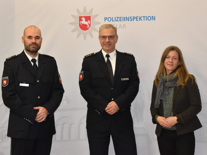 Von links nach rechts: Polizeioberrat Carl Schierarndt, Polizeidirektor Rodger Kerst und Polizeirätin Sabrina Tokarski.