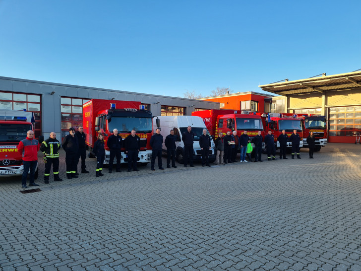 Auf dem Gelände der Feuerwehrtechnischen Zentrale in Goslar startete der Hilfskonvoi Samstagmorgen in Richtung Polen.