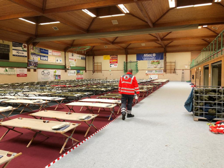 Die Sporthalle in Groß Lafferde wurde am Wochenende als Notunterkunft für Flüchtlinge aus der Ukraine eingerichtet.