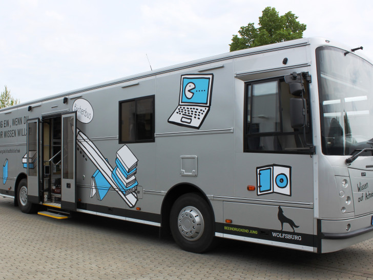 Der Bücherbus ist wieder unterwegs
