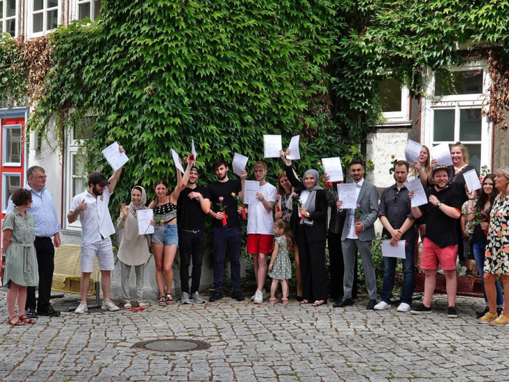 Absolventen des Zweiten Bildungsweges erhielten ihre Zeugnisse.