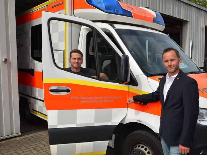 Daniel Schulte (rechts) ist Geschäftsführer des DRK-Rettungsdienstes in Wolfenbüttel, Steffen Tegtmeier (links) leitet den Dienst.