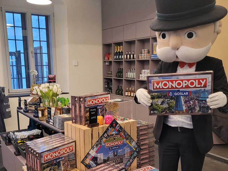 Mr. Monopoly präsentiert die Goslar-Edition des beliebten Gesellschaftsspiels.
